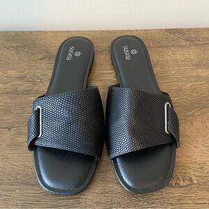 Susina Black Textured Slide Sandals
